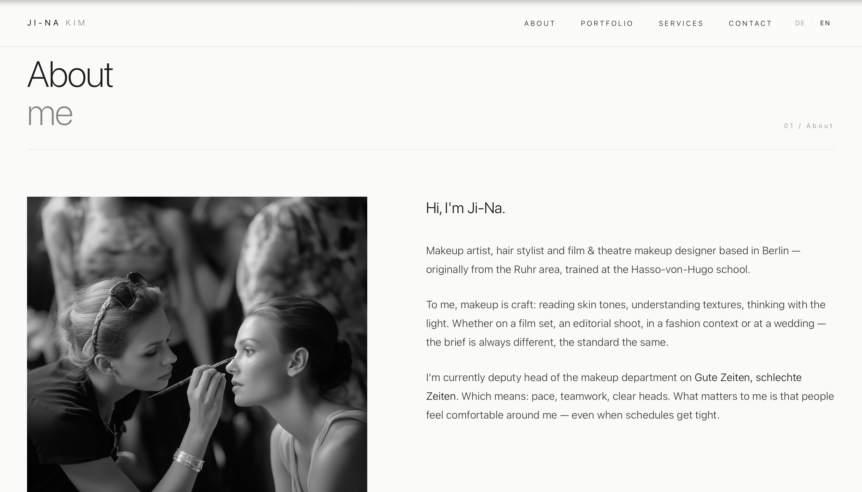 About-Sektion mit Portrait und Filmographie